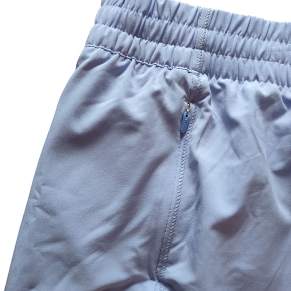 Athleta Hustle 3" Short NWT - Picture 5 of 15